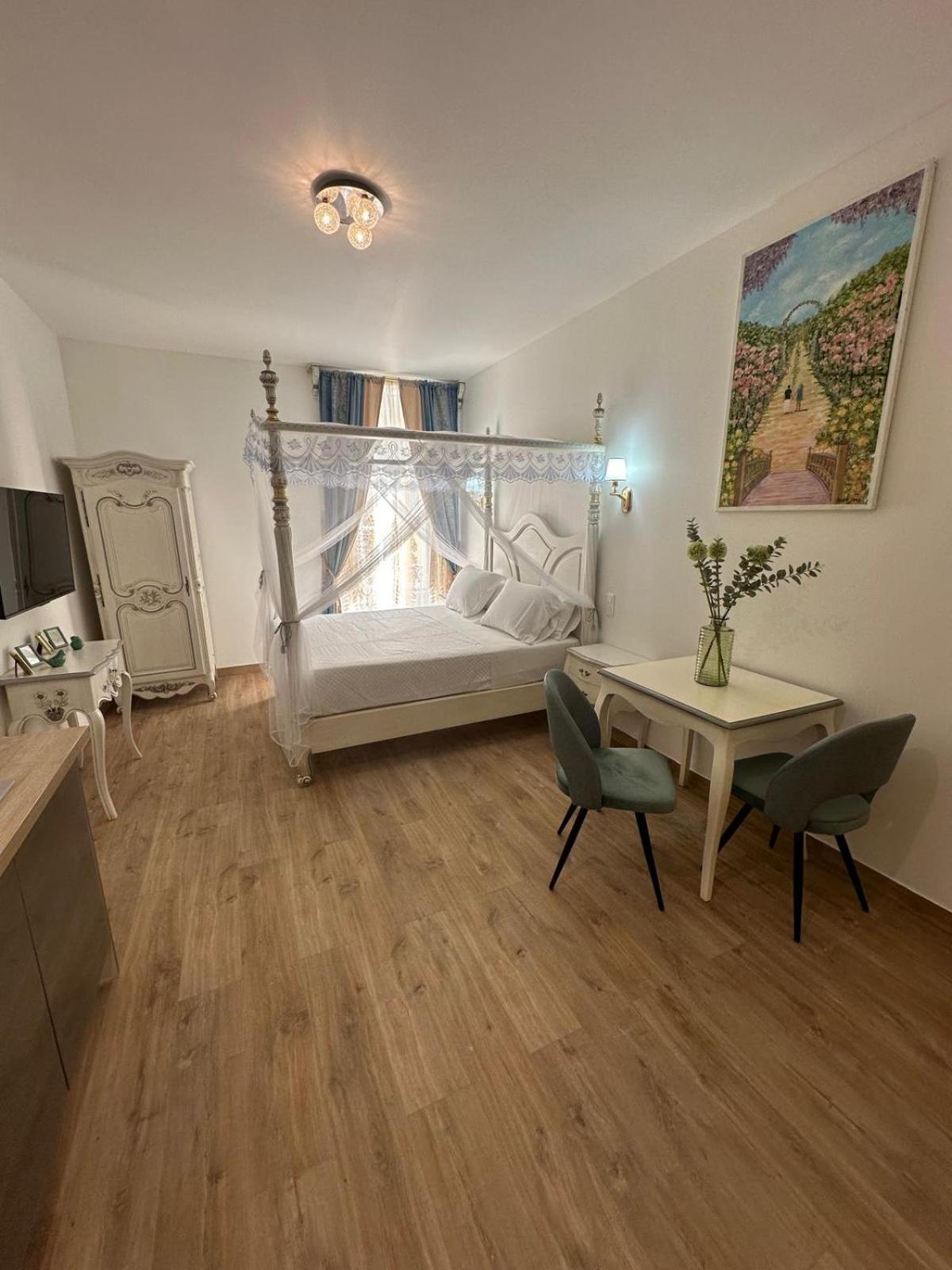 Studio A Baldaquin Du Cloitre Narbonne Dış mekan fotoğraf